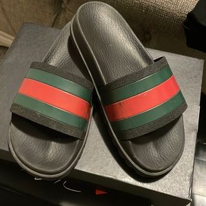 Men Gucci slides